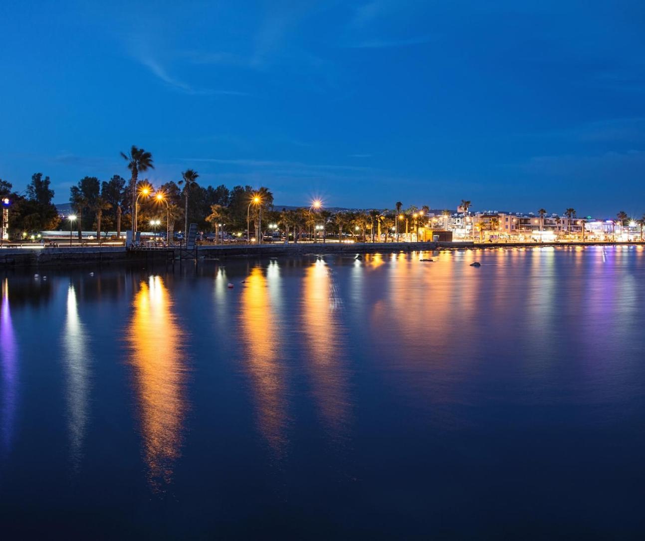 Paphos Dreamy 2 Bed Apartment By The Sea מראה חיצוני תמונה